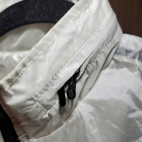 Without Walls Windbreaker - Picture 5 of 7